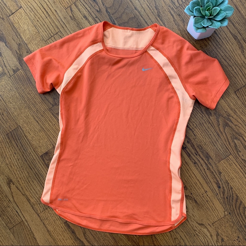 Nike Dri-Fit short Sleeve top S